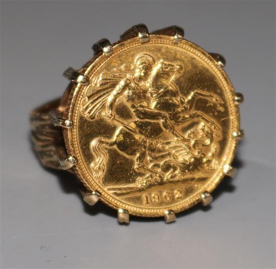 A 1962 full sovereign ring, set in a 9ct gold shank.